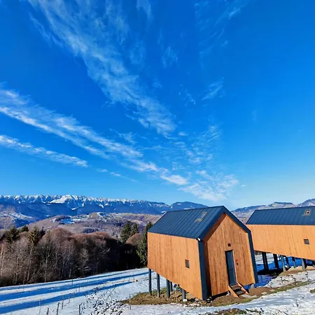 Suspended Tiny House Villa Drumu Carului Exterior photo