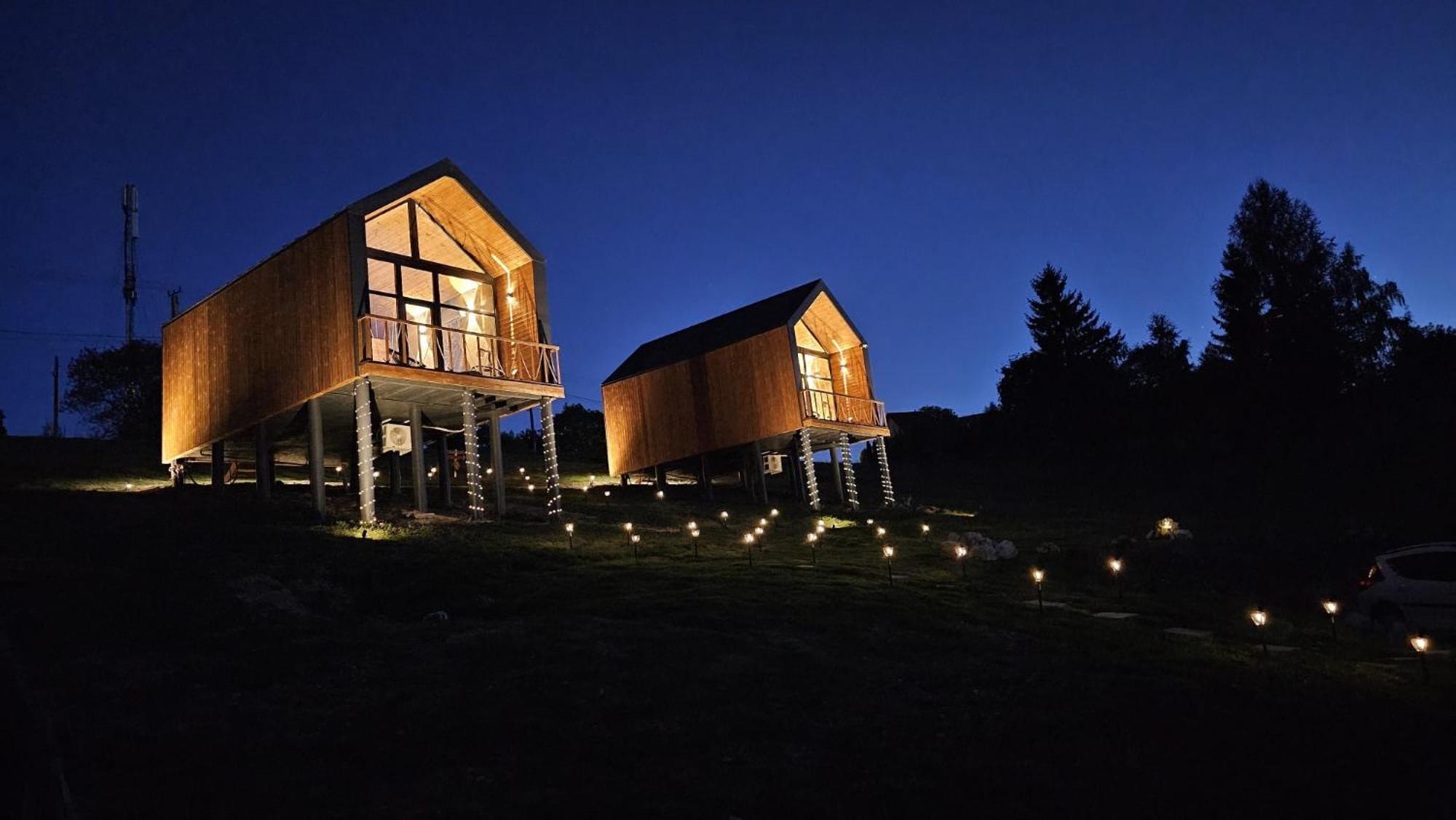 Suspended Tiny House Holiday home
